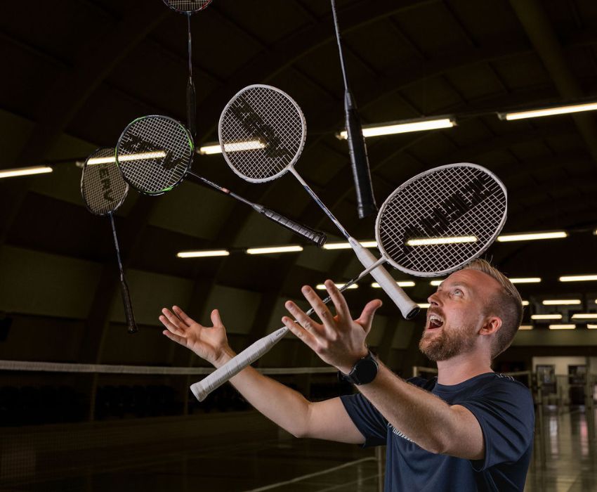 Raquette haut de gamme sélectionnée comme meilleure raquette de badminton 2025